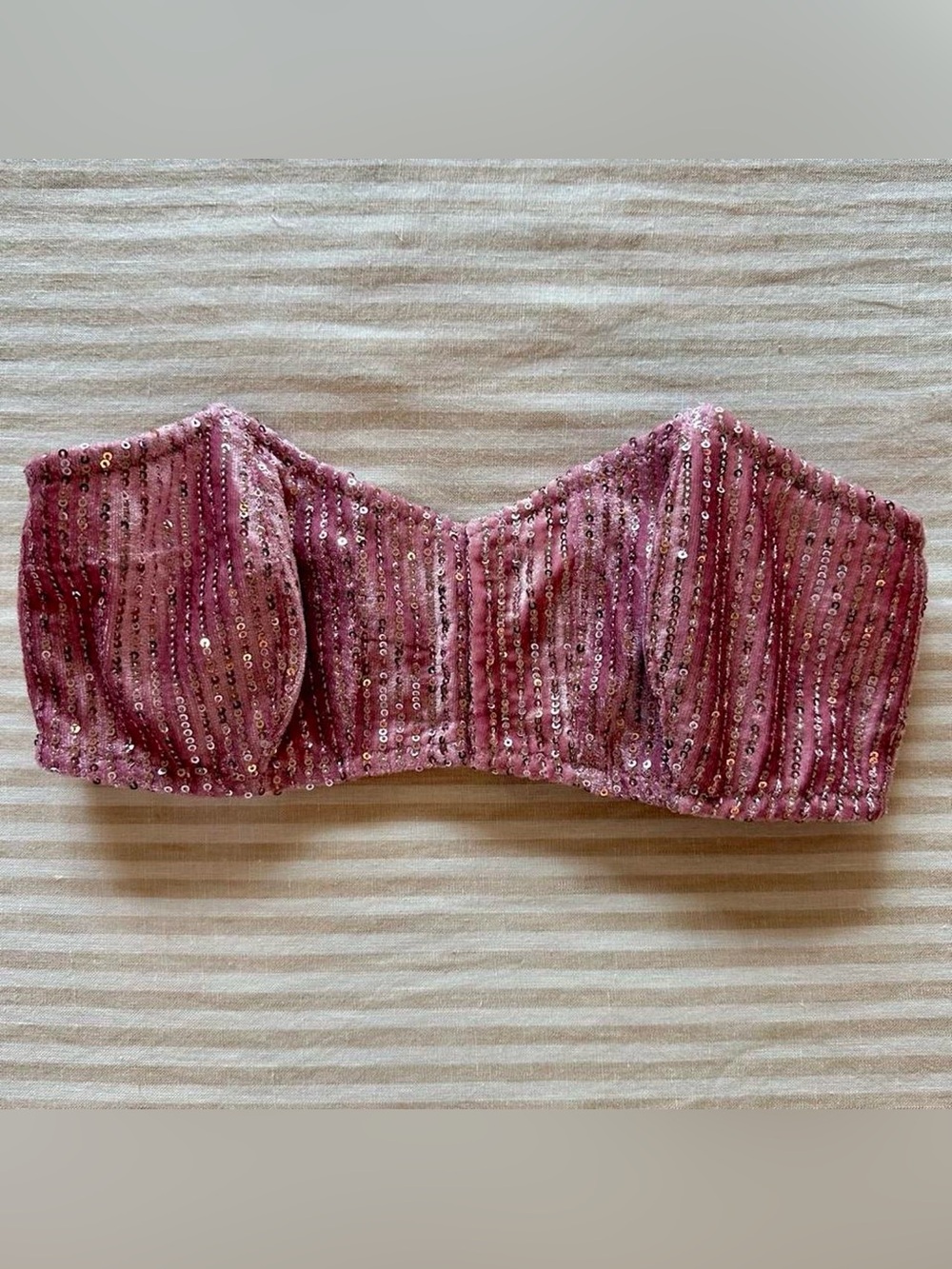out from under pink sequined bandeau top w boning / sz small petite